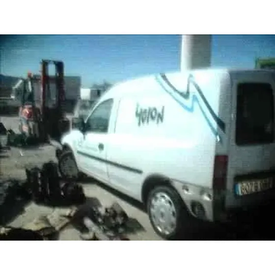 OPEL COMBO (CORSA C) '2002 EDITION BLUE LINE BLANCO