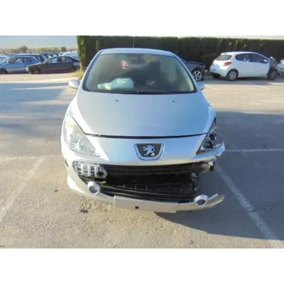PEUGEOT 307 BERLINA (S2) '2007 X-LINE GRIS