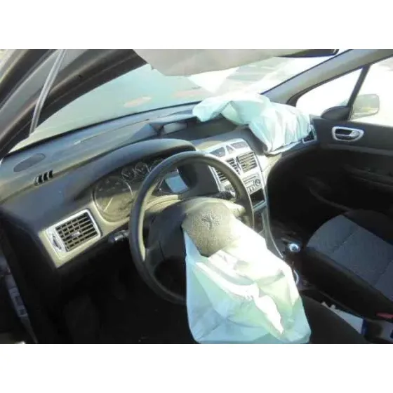 PEUGEOT 307 BERLINA (S2) '2007 X-LINE GRIS