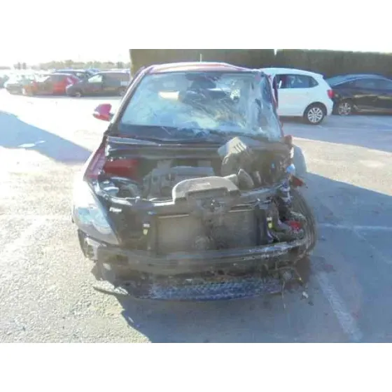 HYUNDAI I30 '2010 CLASSIC ROJO