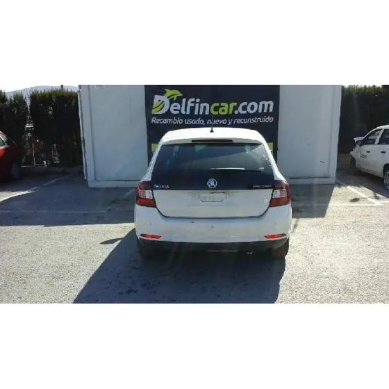 SKODA RAPID '2016 AMBITION BLANCO