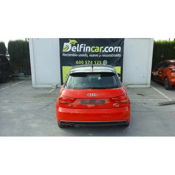 AUDI A1 SPORTBACK (8XF) '2018 ATTRACTED ROJO