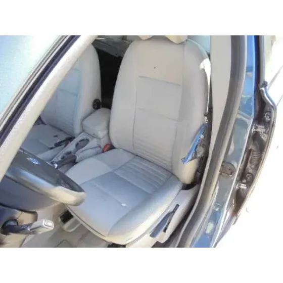 VOLVO S40 BERLINA '2006 1.6 D KINETIC GRIS OSCURO