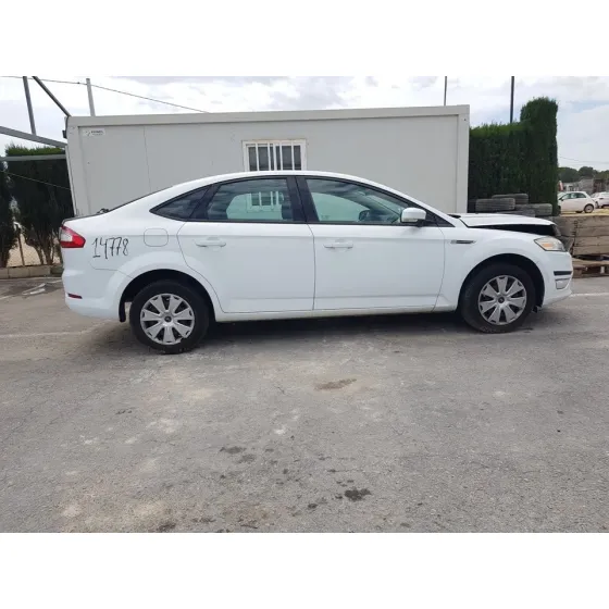 FORD MONDEO BER. (CA2) '2011 GHIA BLANCO