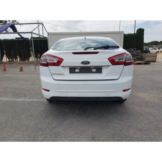 FORD MONDEO BER. (CA2) '2011 GHIA BLANCO