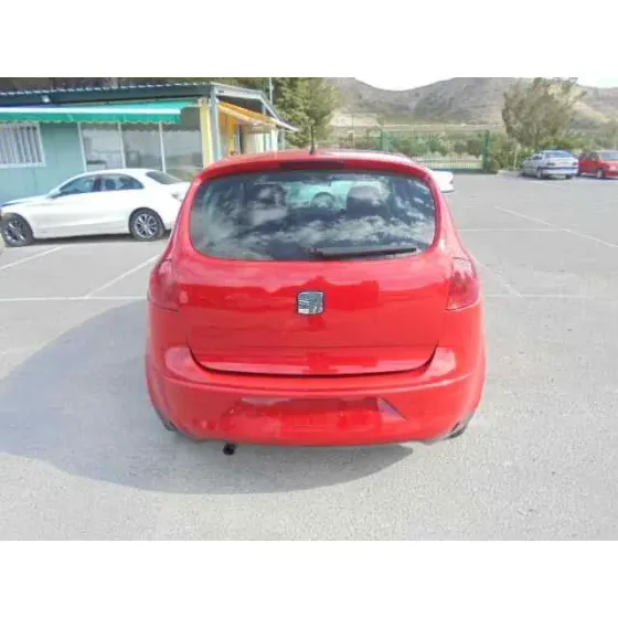 SEAT ALTEA (5P1) '2006 REFERENCE ROJO