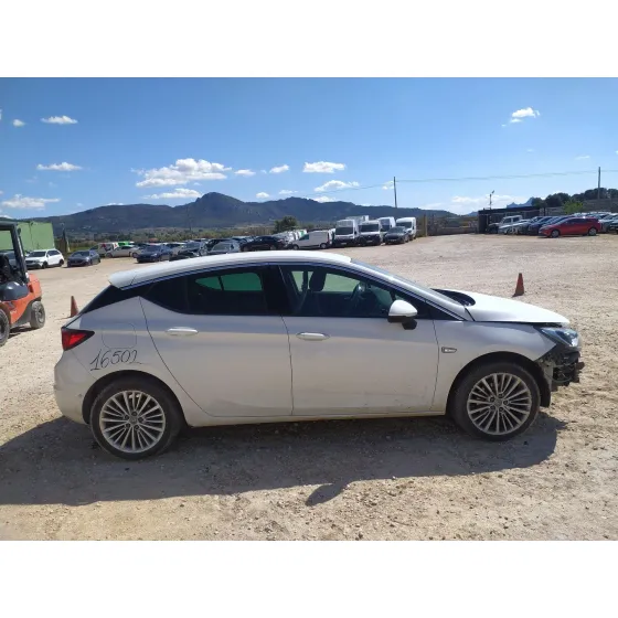 Opel ASTRA K (B16) 2015