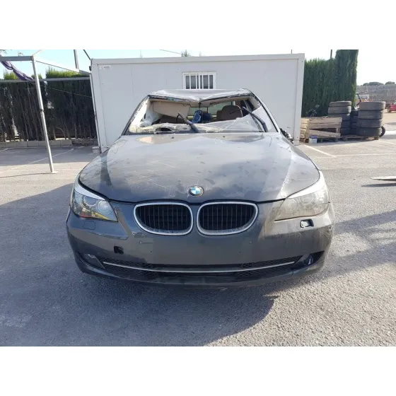 BMW SERIE 5 BERLINA (E60) '2008 520D GRIS OSCURO