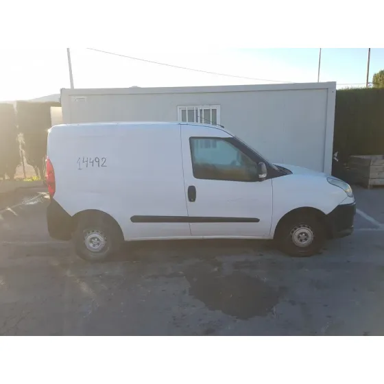 FIAT DOBLO II CARGO (263) '2014 FURGON BASE BLANCO