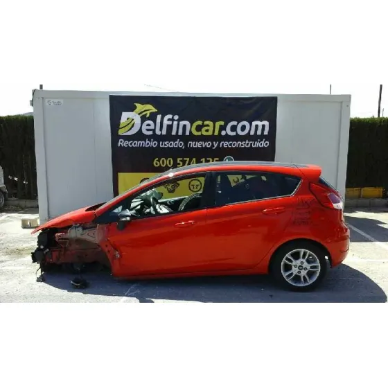 FORD FIESTA (CCN) '2015 TREND ROJO