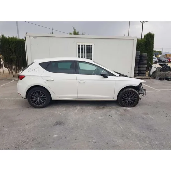 SEAT LEON (5F1) '2017 REFERENCE BLANCO