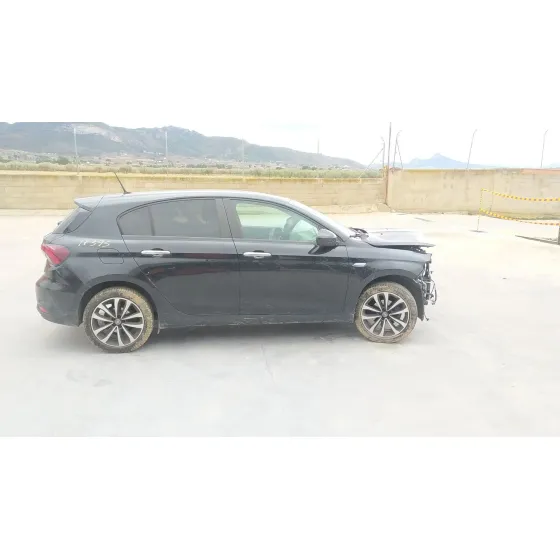 Fiat TIPO HATCHBACK (356_, 357_) 2016