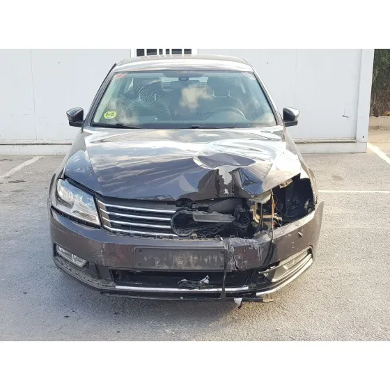 VOLKSWAGEN PASSAT LIM. (362) '2011 EDITION BLUEMOTION GRIS OSCURO
