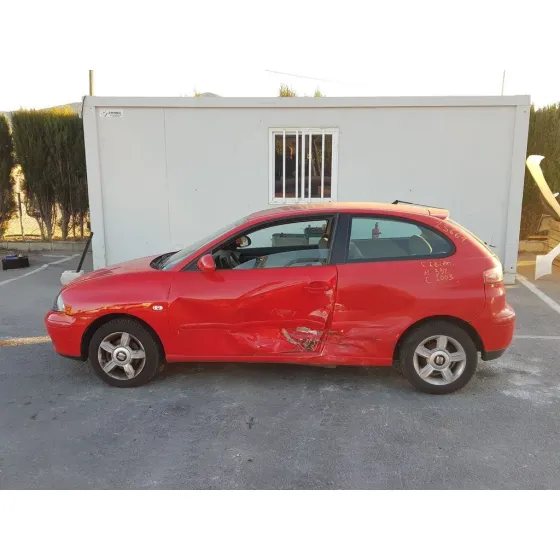 SEAT IBIZA (6L1) '2003 SIGNO ROJO