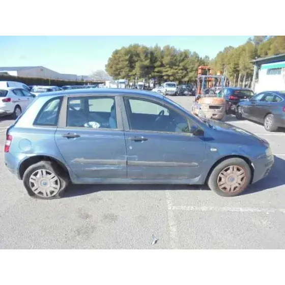FIAT STILO (192) '2002 1.9 JTD 80 ACTIVE GRIS OSCURO