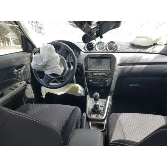 SUZUKI VITARA '2023 HYBRID GRIS