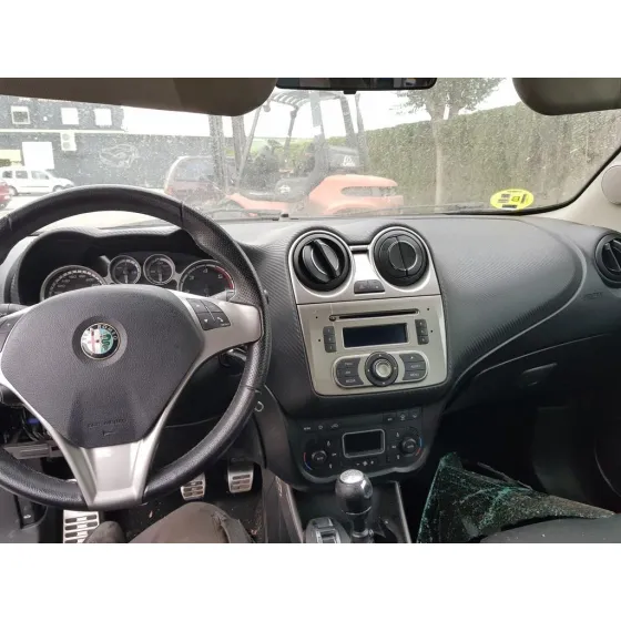 ALFA ROMEO MITO (145) '2010 DISTINCTIVE NEGRO