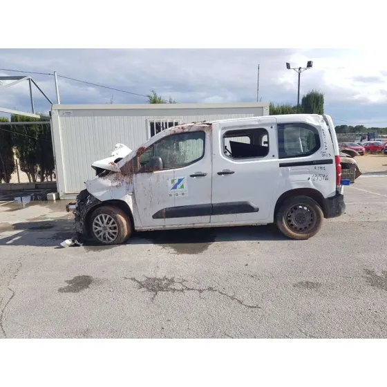 CITROEN BERLINGO '2023 FEEL M 5P BLANCO