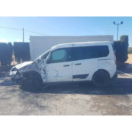 FORD TOURNEO CONNECT '2016 TREND BLANCO