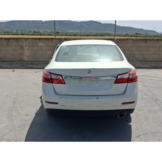 Renault LATITUDE (L70_) 2011