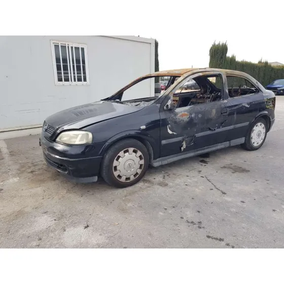 OPEL ASTRA G BERLINA '2002 COMFORT NEGRO