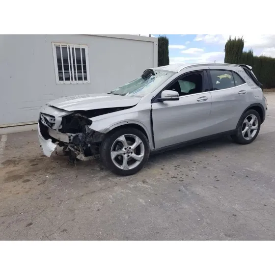 MERCEDES CLASE GLA (W156) '2018 GLA 200 CDI (156.908) GRIS