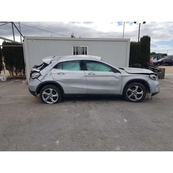 MERCEDES CLASE GLA (W156) '2018 GLA 200 CDI (156.908) GRIS