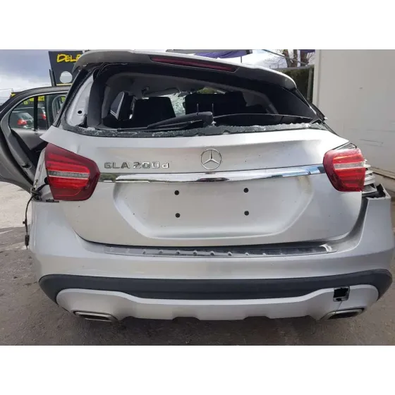 MERCEDES CLASE GLA (W156) '2018 GLA 200 CDI (156.908) GRIS