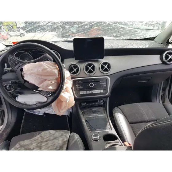 MERCEDES CLASE GLA (W156) '2018 GLA 200 CDI (156.908) GRIS