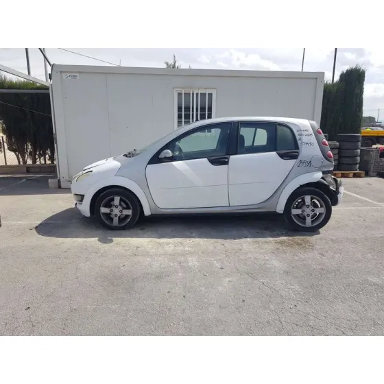 SMART FORFOUR '2005 BASICO (55KW) BLANCO-GRIS