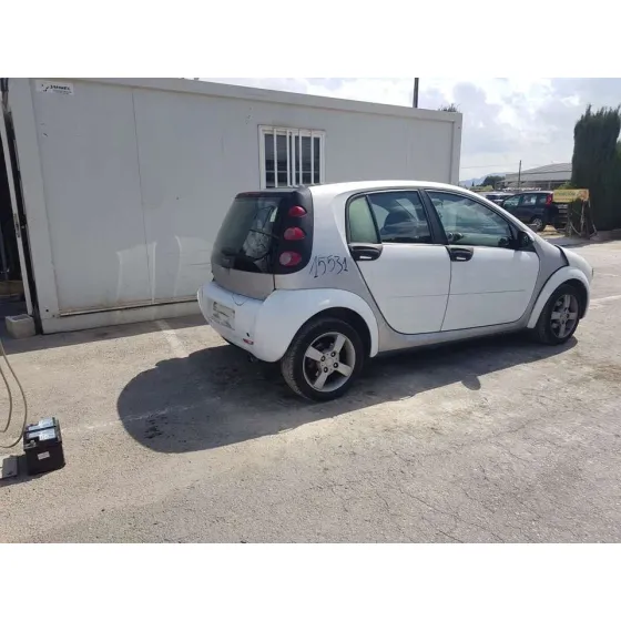 SMART FORFOUR '2005 BASICO (55KW) BLANCO-GRIS