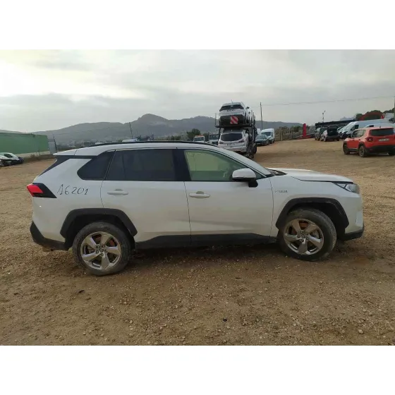 TOYOTA RAV4 '2019 HYBRID 4X4 ADVANCE BLANCO