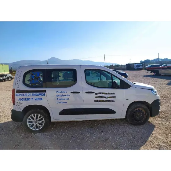CITROEN BERLINGO '2022 LIVE PACK TALLA M BLANCO