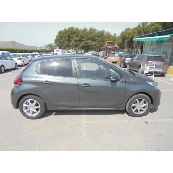 PEUGEOT 208 '2015 ACTIVE GRIS OSCURO