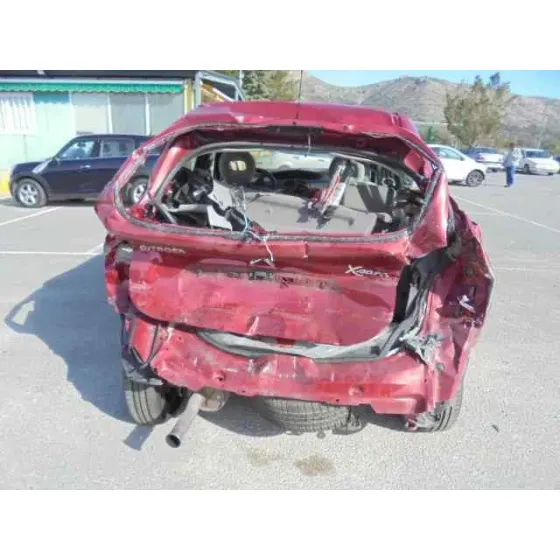 CITROEN XSARA PICASSO '2005 1.6 HDI 110 EXCLUSIVE GRANATE