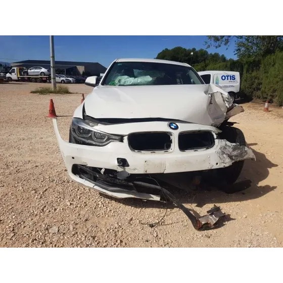 BMW SERIE 3 LIM. (F30) '2015 320D ADVANTAGE BLANCO
