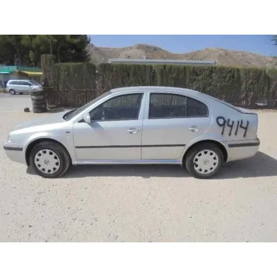 SKODA OCTAVIA BERLINA (1U2) '2004 AMBIENTE GRIS