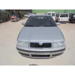 SKODA OCTAVIA BERLINA (1U2) SKODA OCTAVIA BERLINA (1U2) '2004 AMBIENTE GRIS 2000