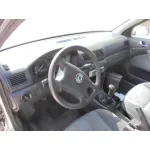 SKODA OCTAVIA BERLINA (1U2) SKODA OCTAVIA BERLINA (1U2) '2004 AMBIENTE GRIS 2000