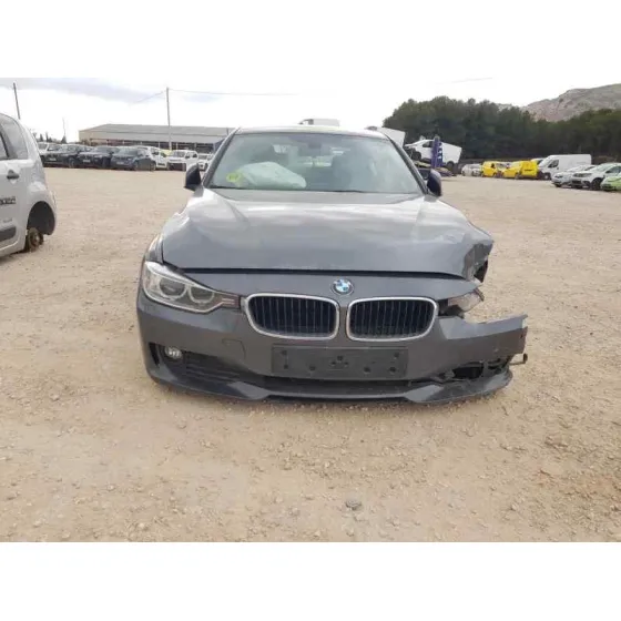 BMW SERIE 3 LIM. (F30) '2014 318 D GRIS OSCURO