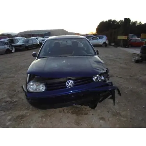 VOLKSWAGEN GOLF IV BERLINA (1J1) '2003 ADVANCE AZUL