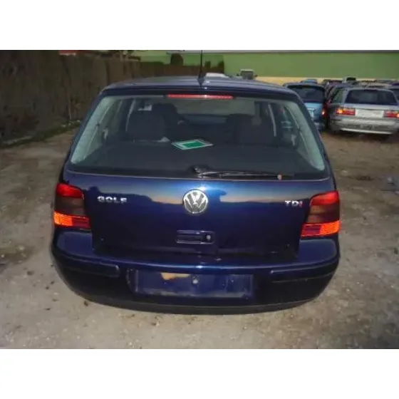VOLKSWAGEN GOLF IV BERLINA (1J1) '2003 ADVANCE AZUL