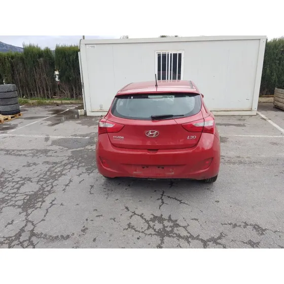 HYUNDAI I30 (GD) '2016 CLASSIC ROJO