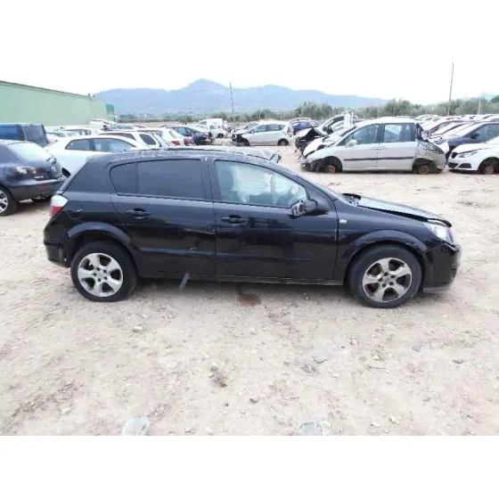 OPEL ASTRA H BERLINA '2005 COSMO NEGRO