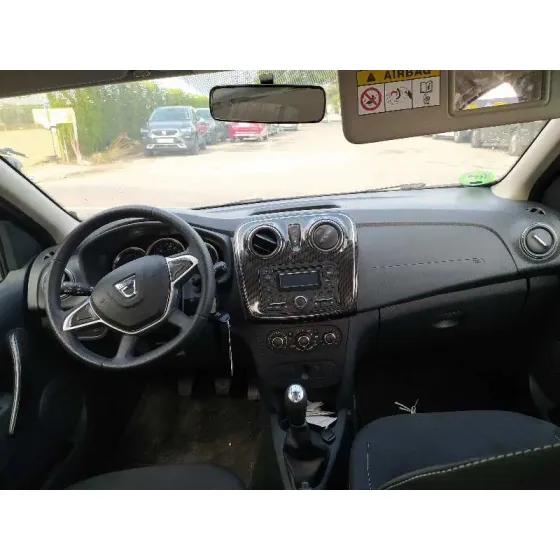 DACIA SANDERO '2017 SL TROTAMUNDOS AZUL