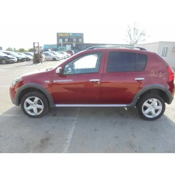 DACIA SANDERO '2010 STEPWAY GRANATE