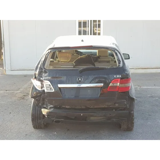 MERCEDES CLASE B (W245) '2010 180 CDI (245.207) NEGRO