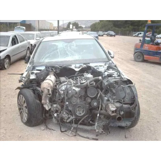 MERCEDES CLASE C (W204) BERLINA '2007 C 220 CDI (204.008) GRIS