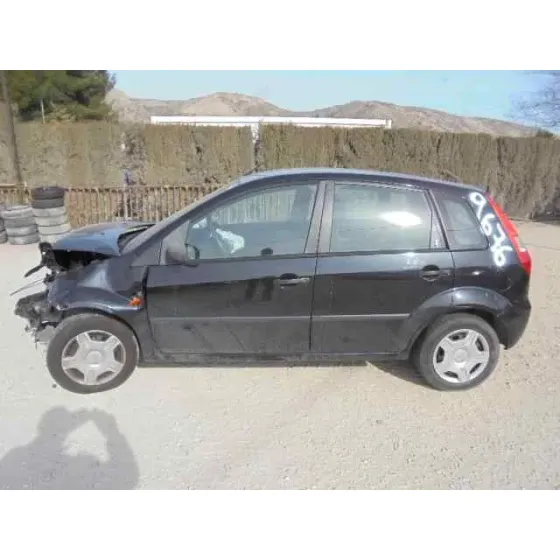FORD FIESTA (CBK) '2003 GHIA NEGRO