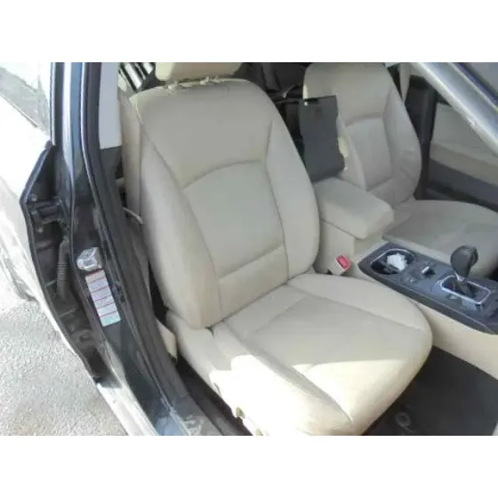SUBARU LEGACY KOMBI/OUTBACK B14 '2015 OUTBACK EXECUTIVE NEGRO